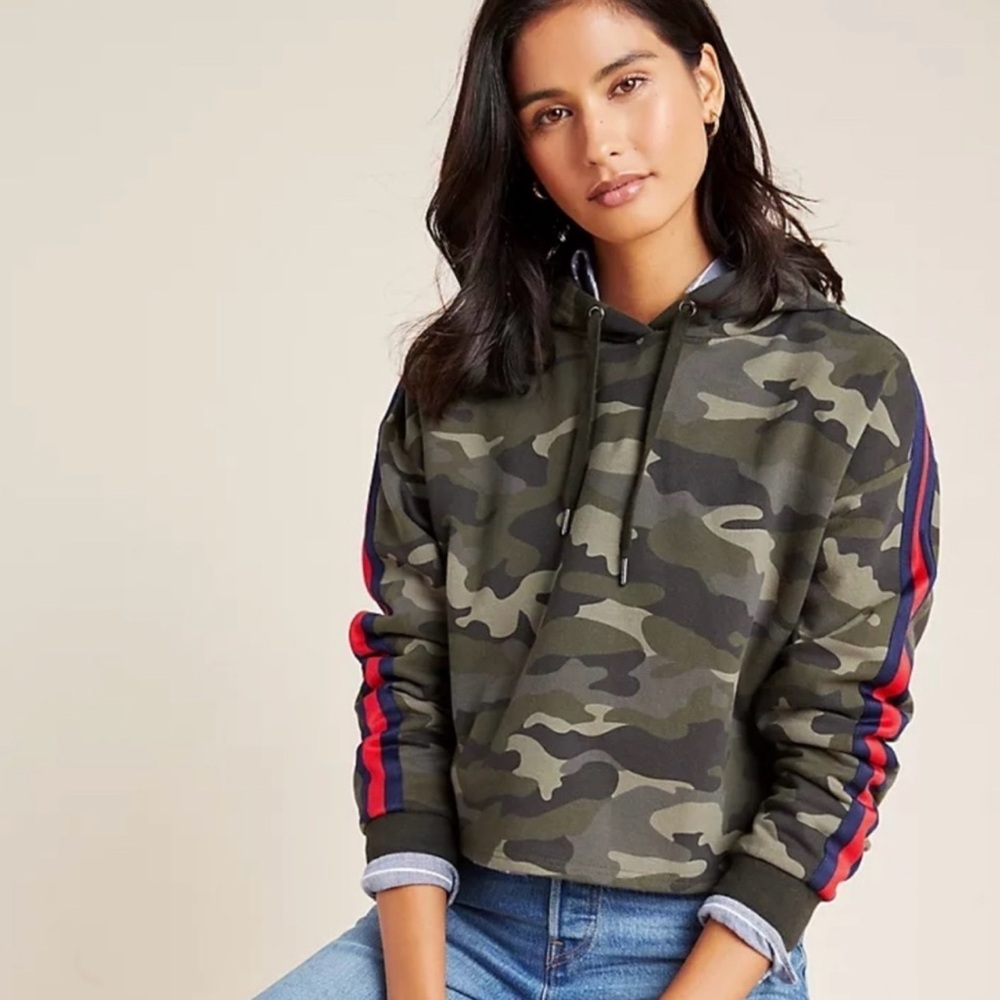 New BB Dakota Camouflage Hooded Crop Sweatshirt Size S